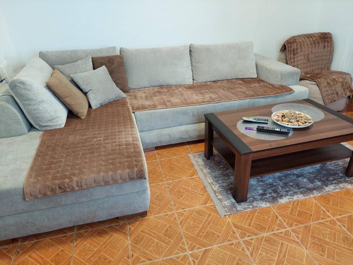 Apartmani Jovan Ülgün Dış mekan fotoğraf