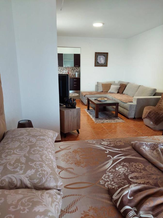 Apartmani Jovan Ülgün Dış mekan fotoğraf