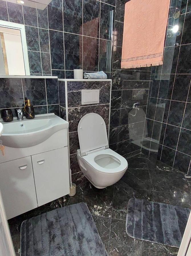 Apartmani Jovan Ülgün Dış mekan fotoğraf