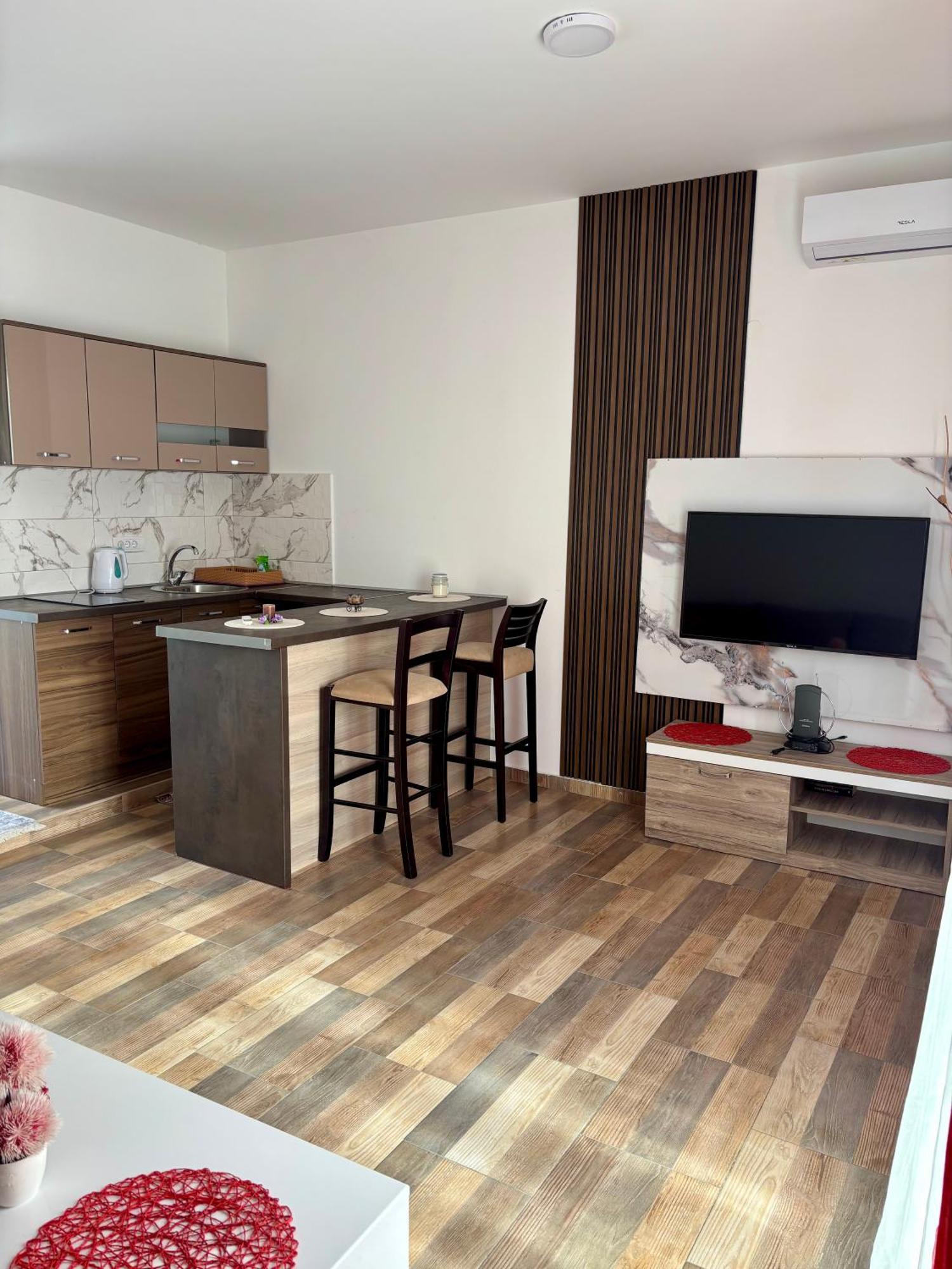 Apartmani Jovan Ülgün Dış mekan fotoğraf